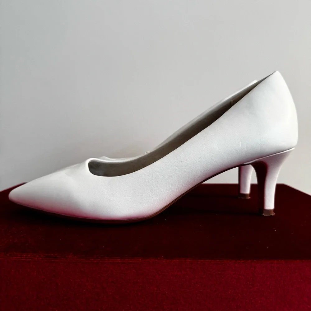 Tamaris White Pointed Toe Pumps Heels - "Touch-it" Comfort Footbed - Size 39 - Picture 3 of 12